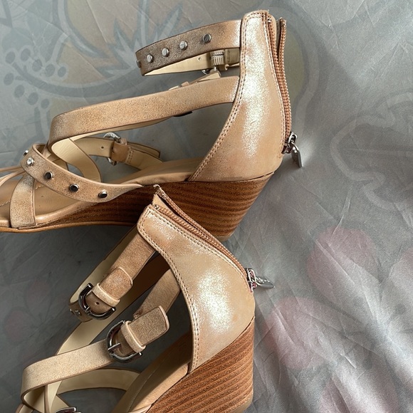 Isola gladiator - Picture 13 of 16